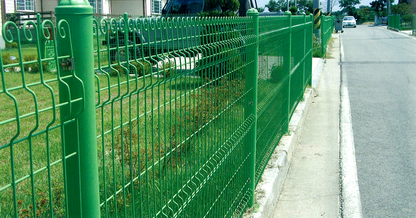 Galvanized Mesh Fences